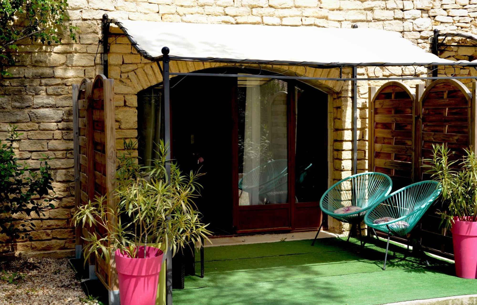 Les Jardins D'Eleusis Bed and Breakfast Murs  Exteriör bild